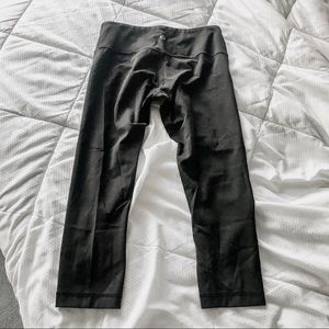 DONATING SOON ✰ Lululemon Wunder Under Leggings ✰